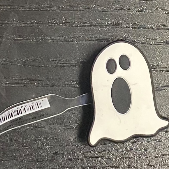 Crocs Ghost Jibbitz Charm - Picture 1 of 1